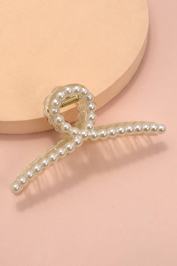 Classic Pearl Hair Claw Clip