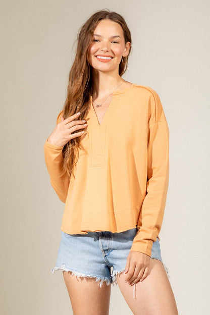 Raw Edge Detail Solid Knit Casual Top