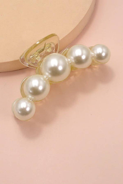 Classic Pearl Hair Claw Clip